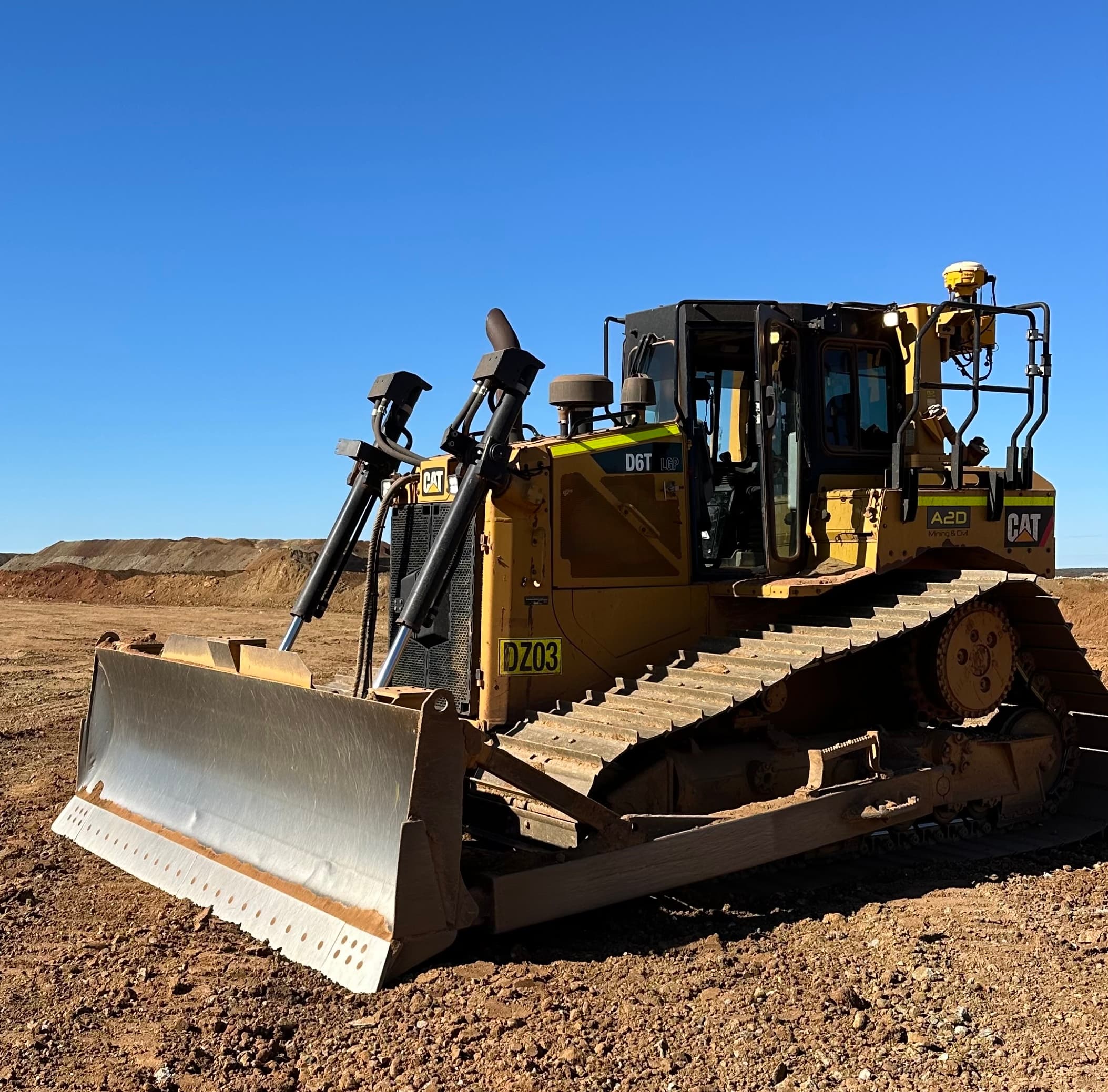 CAT D6T LGP Dozer